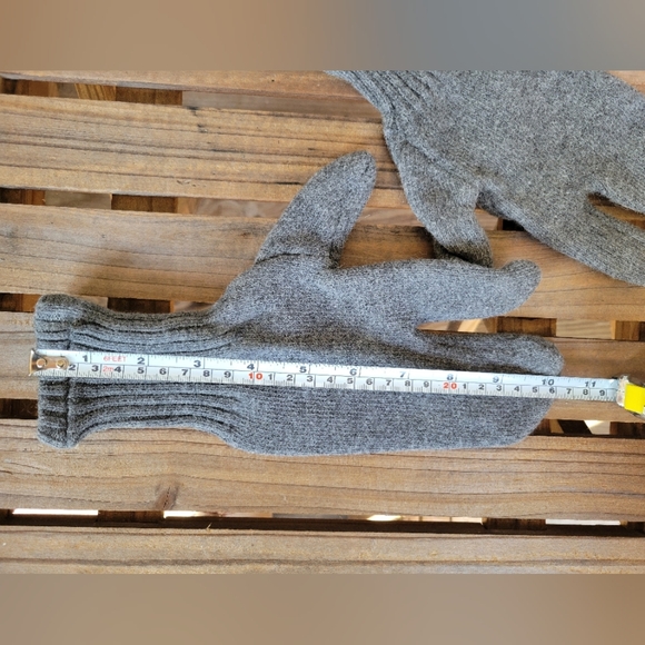 Bundled Vintage Swiss army mittens AND trigger finger gloves - 2 for 1 price - Picture 8 of 9